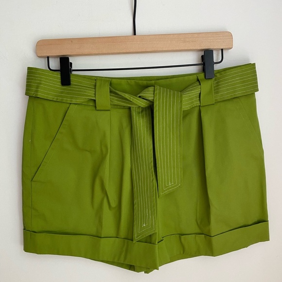 Chelsea & Theodore Belted Shorts, Size 6, NWT - Picture 1 of 10